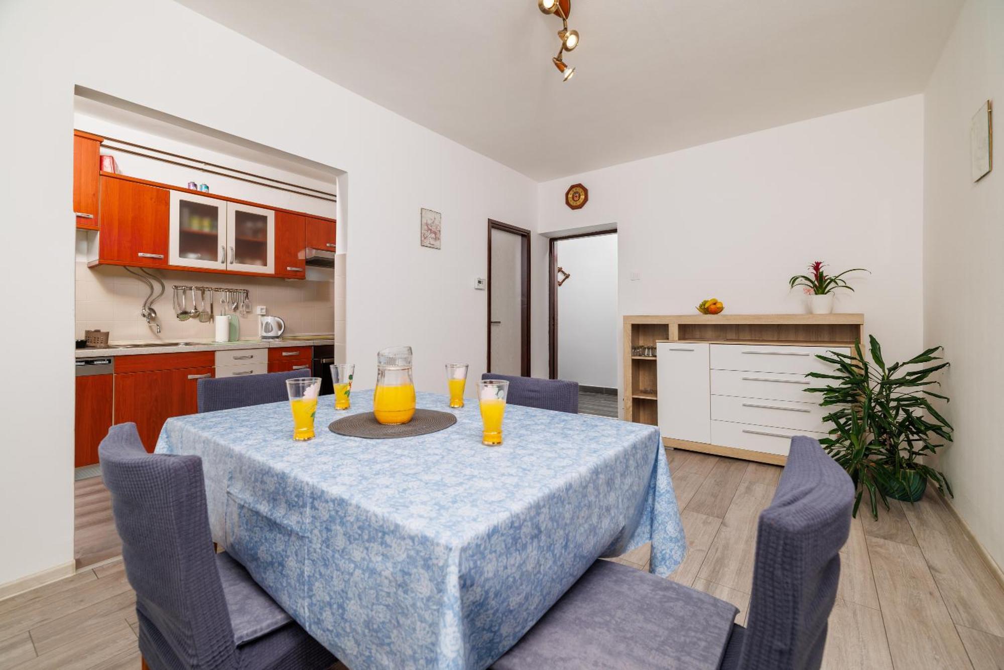 Tus A2 * Crikvenica
